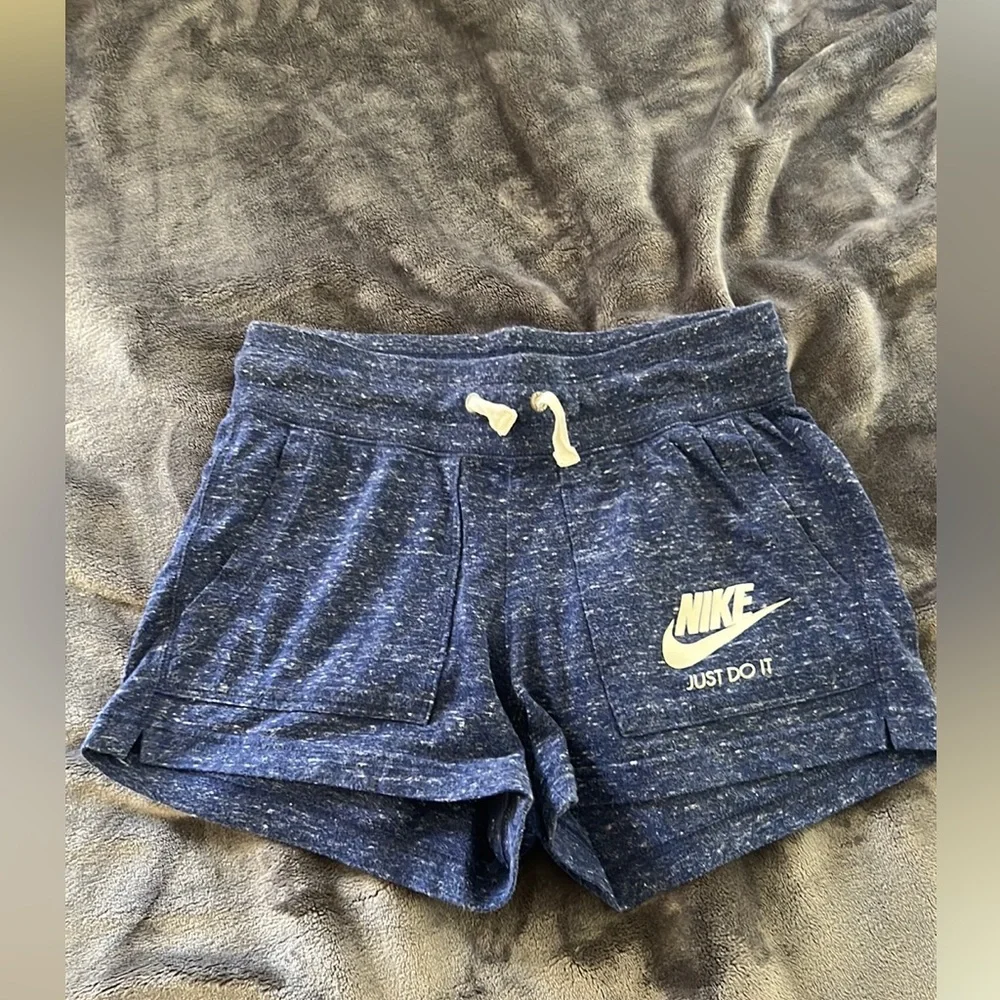 Nike cotton shorts - Picture 2 of 4